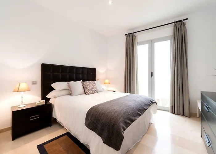 Sunset Paradise アパート